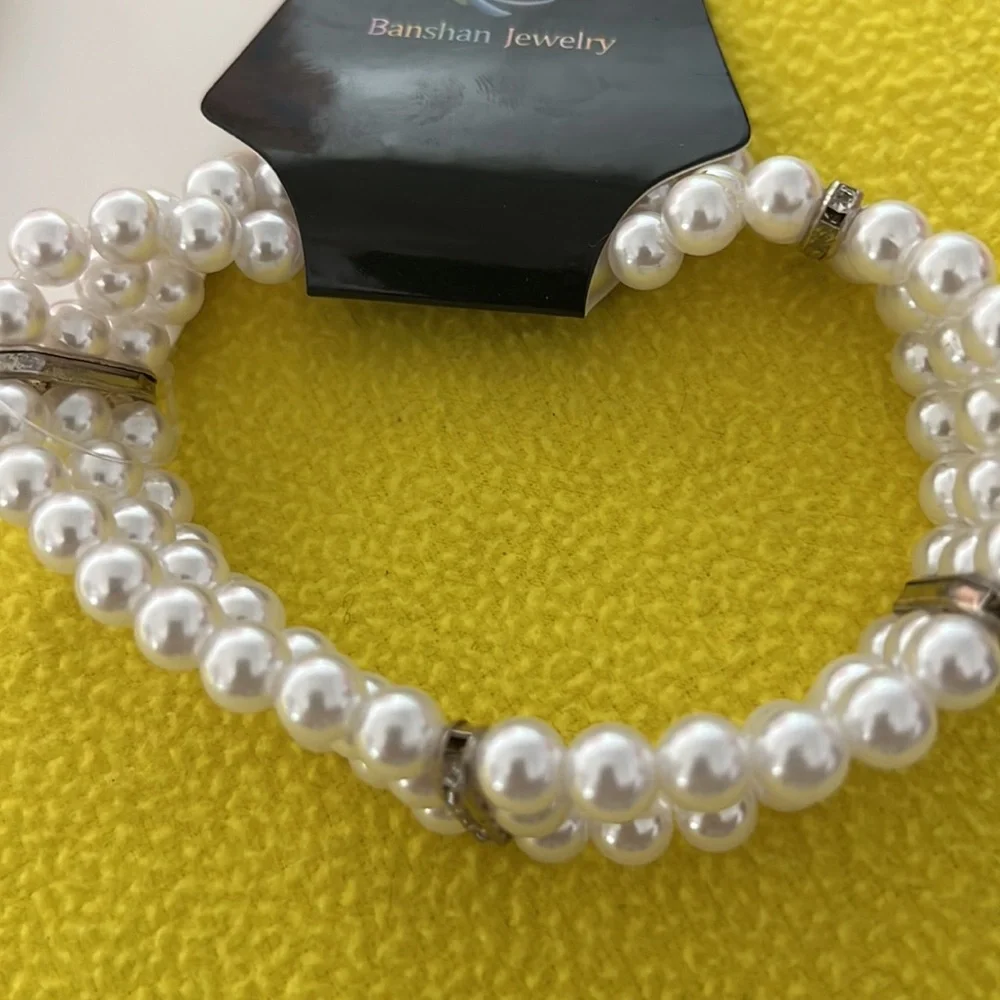 NWT Dog Pearl Necklaces